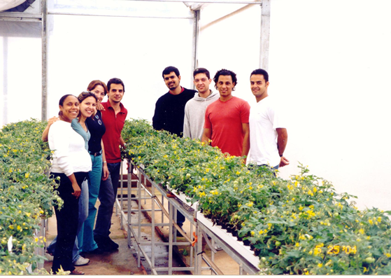 students in greenhouse 