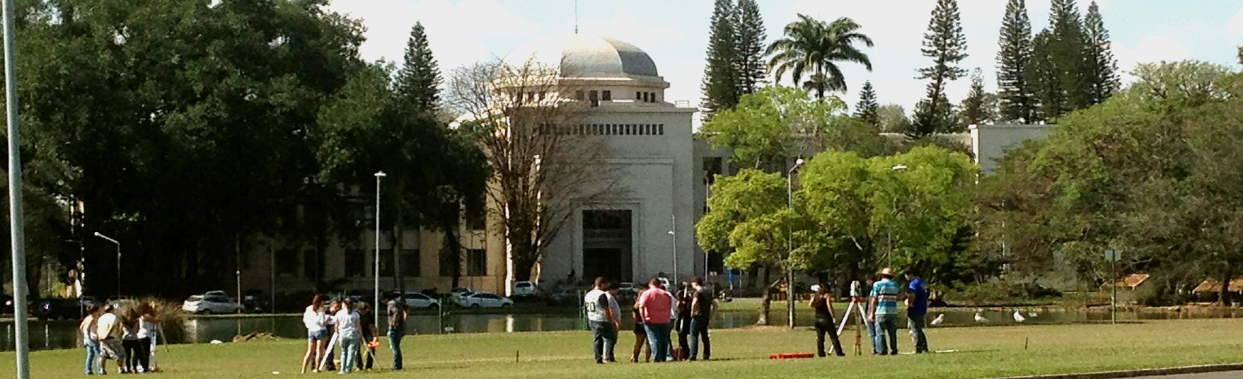 Área de Topografia e Geoprocessamento